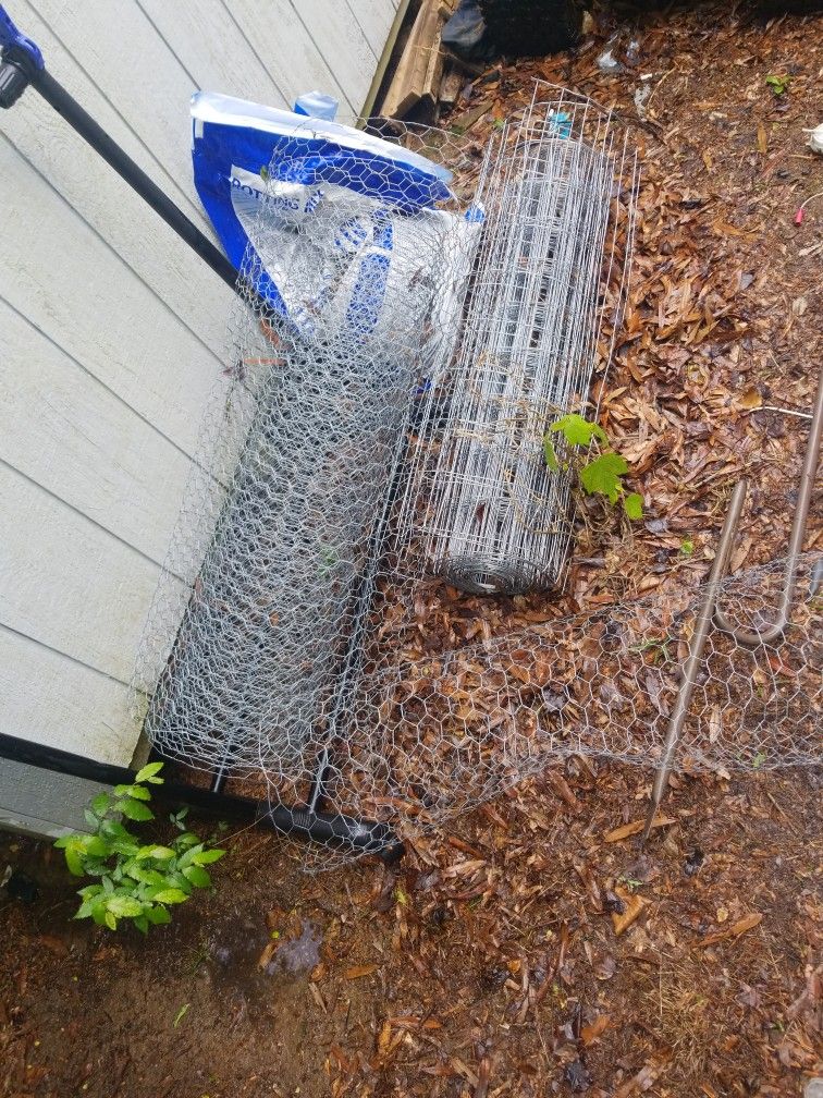 2 Rolls Of Chicken Wire Fencing
