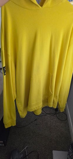 Yellow XO The weeknd Puma Sweater