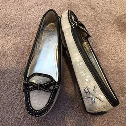 Coach sequin covered loafer-new(size6)