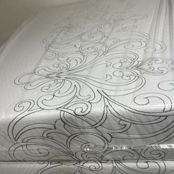 MATTRESS AND FURNITURE GREAT QUALITY