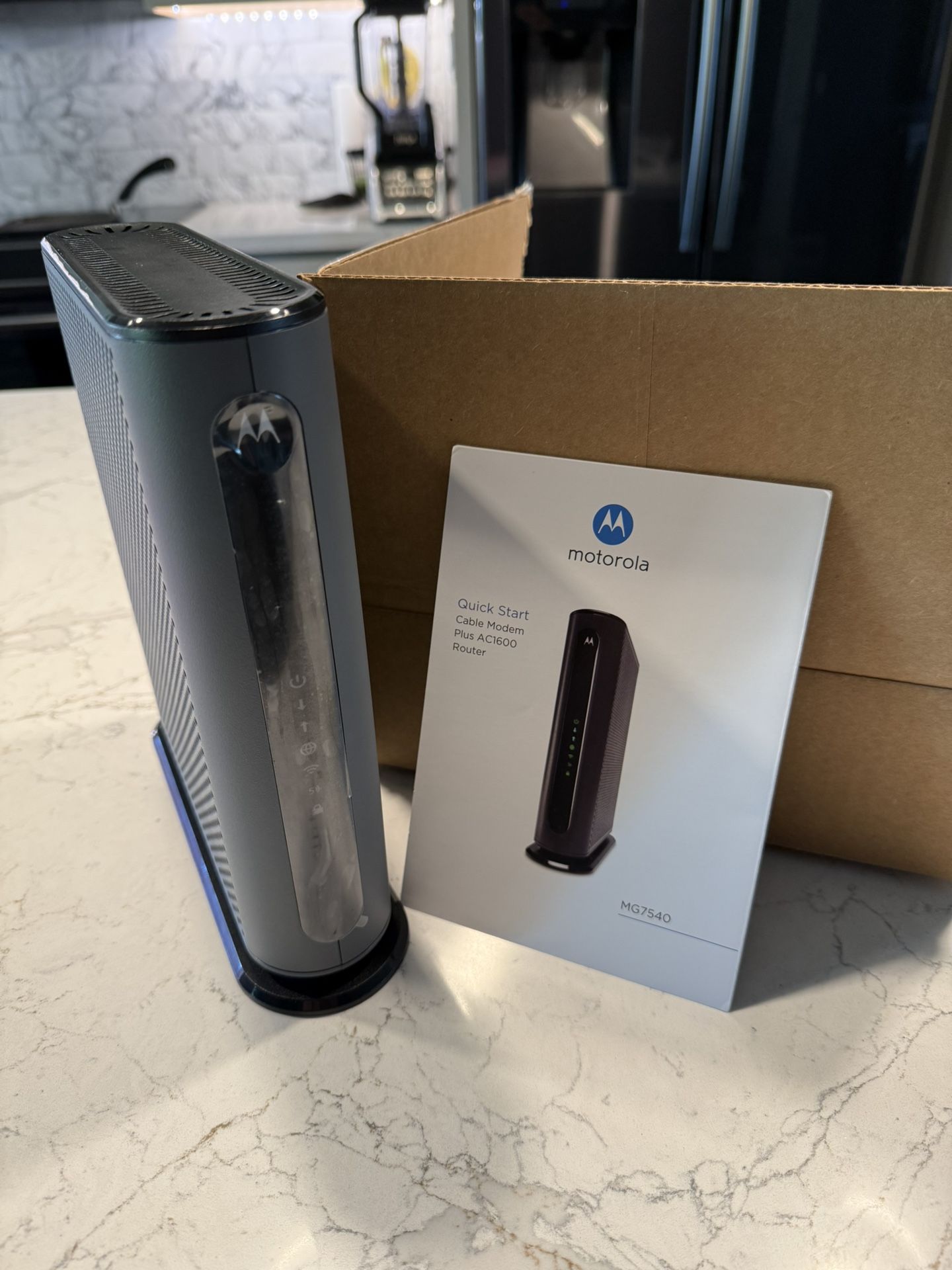 Cable Modem Router Motorola MG7540