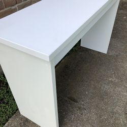 Computer table/multi use table