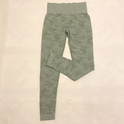 Gymshark Seamless Green Camo Leggings Womens Size XS