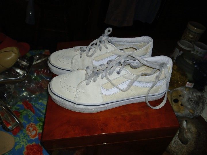 Vans Size 6and Half