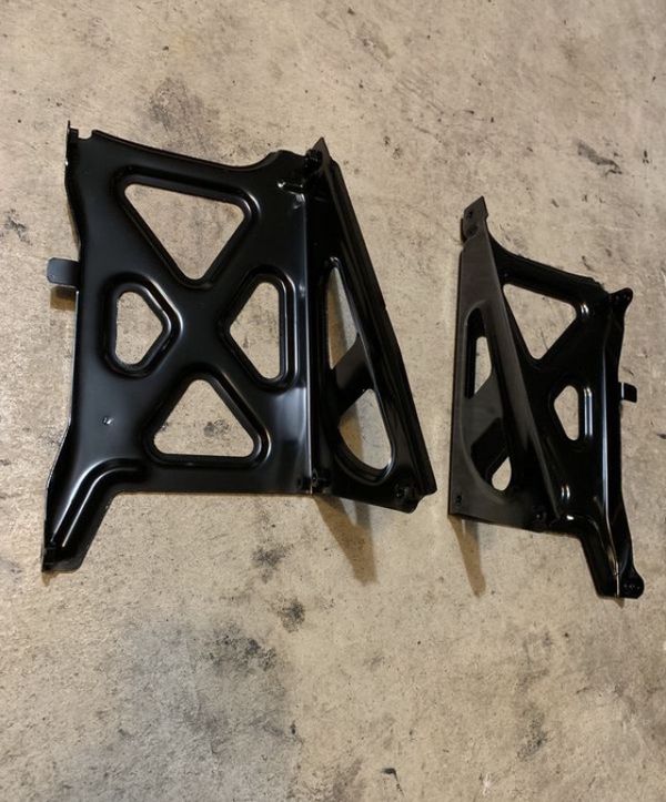 2014-2019 Toyota Tundra rear bumper brackets oem for Sale in Houston