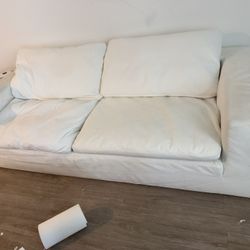 Sofa Cloud Style MUST GO!