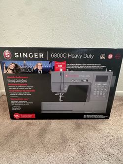 Singer 6800C heavy duty sewing machine
