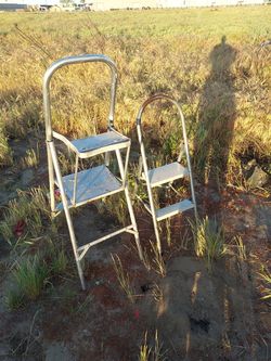 2 step stools