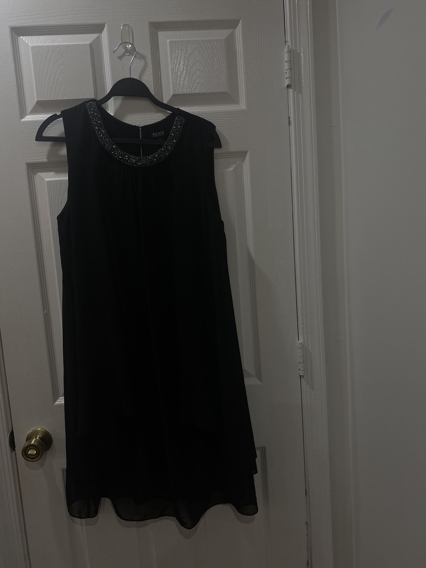 Evening Dress/Black/16W