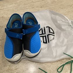 Brand New Kids Plae Shoes 2.5 Big Kids 