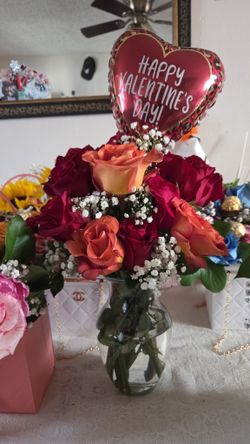 Valentines flower arrangements