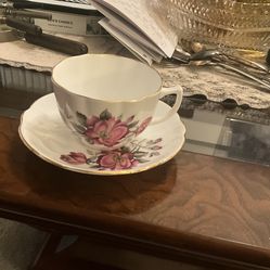 Consort fine bone china teacup manufactured in England,