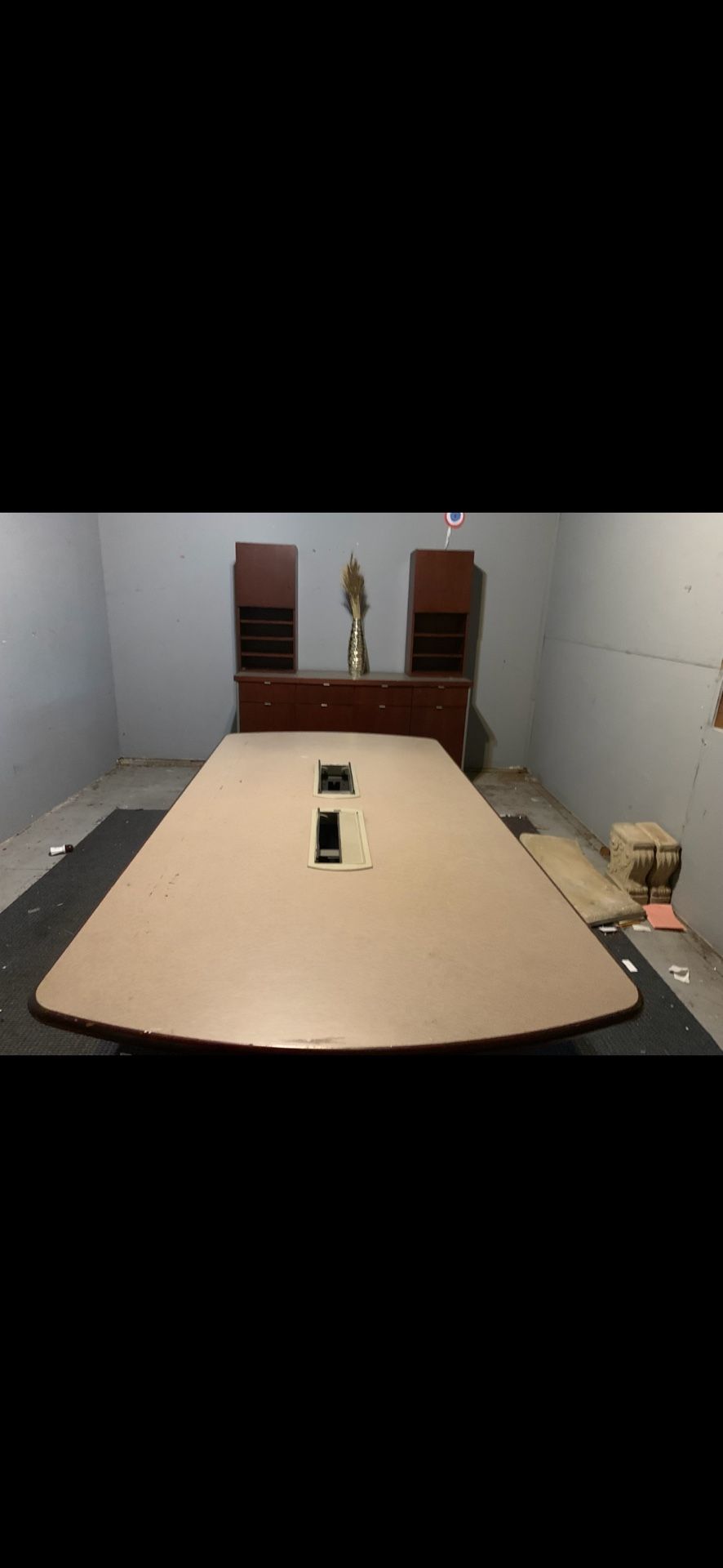 Desk And Table 