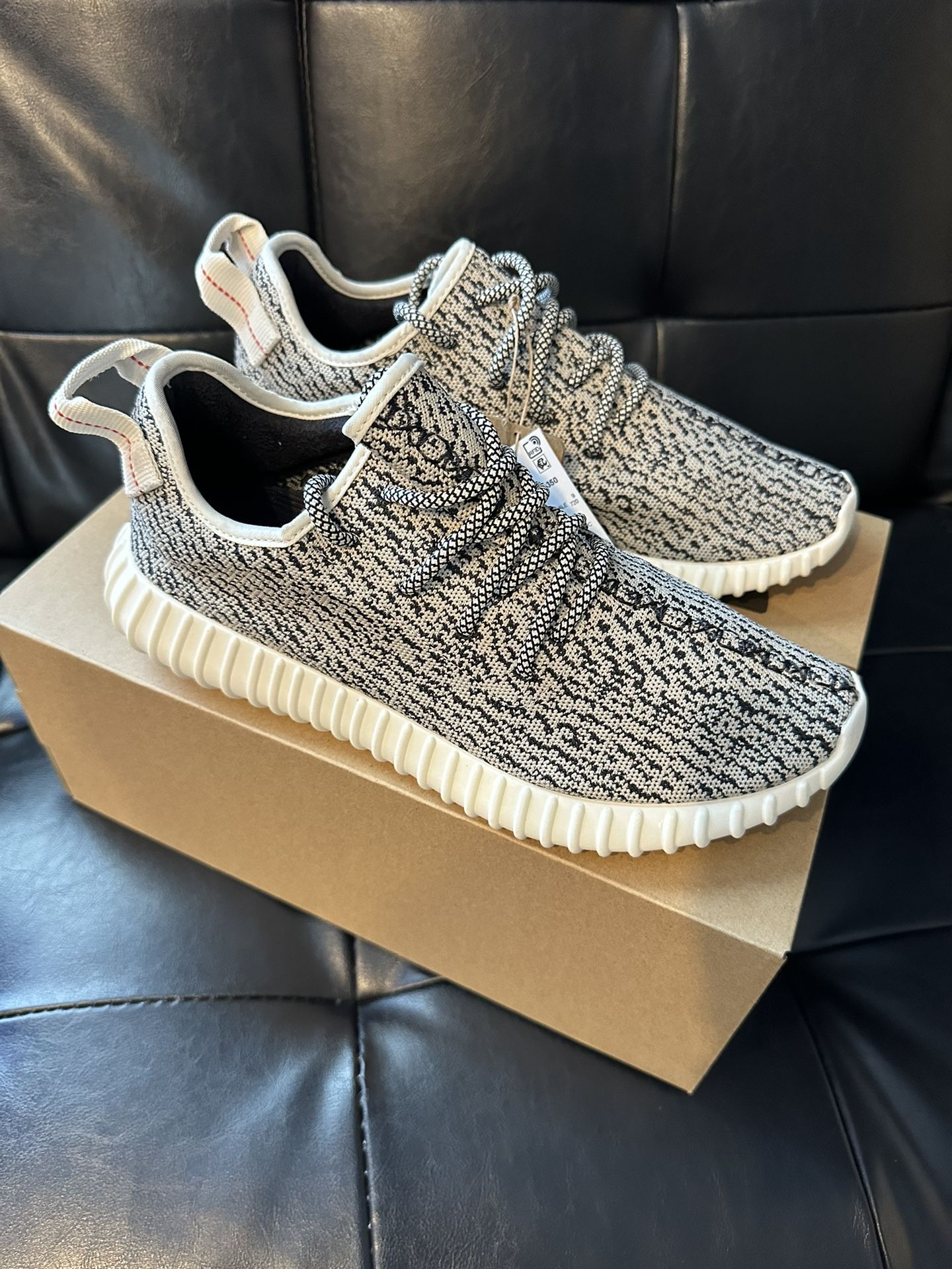 Adidas Yeezy 350 ‘Turtledove 2022’ Size 9.5 Brand New!