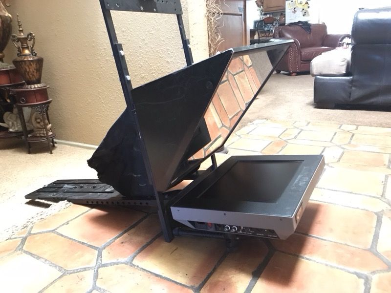 Teleprompter (professional ) QTV 15”