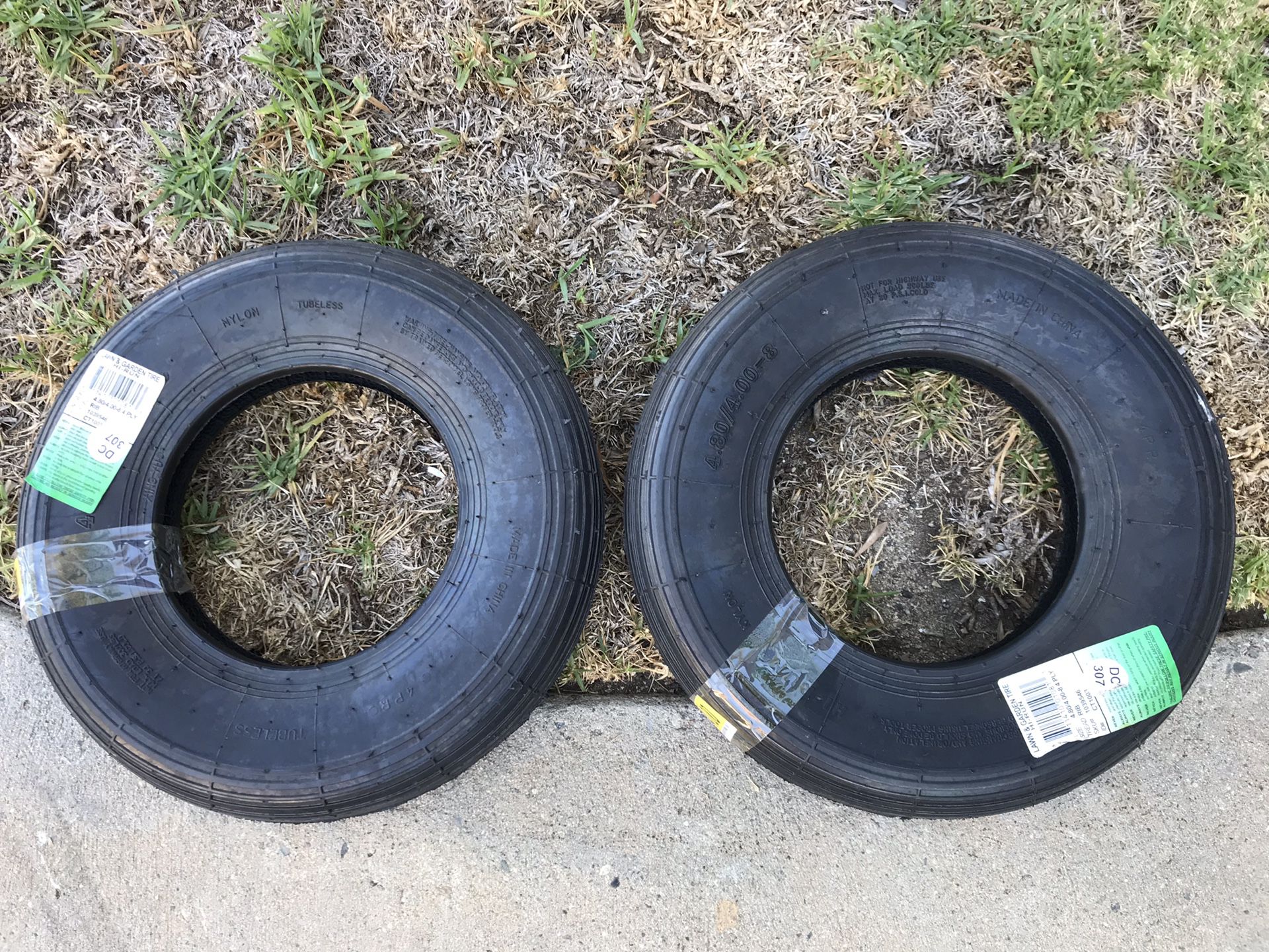 Lawn tractor tires . 1 pair. Size 4.8/4.00