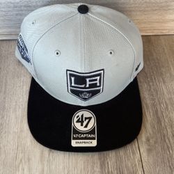 Los Angeles Kings Snapback Hat$35