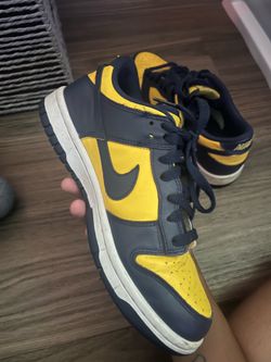 Yellow and navy dunks