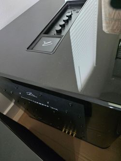 BalancedForce 212, piano black