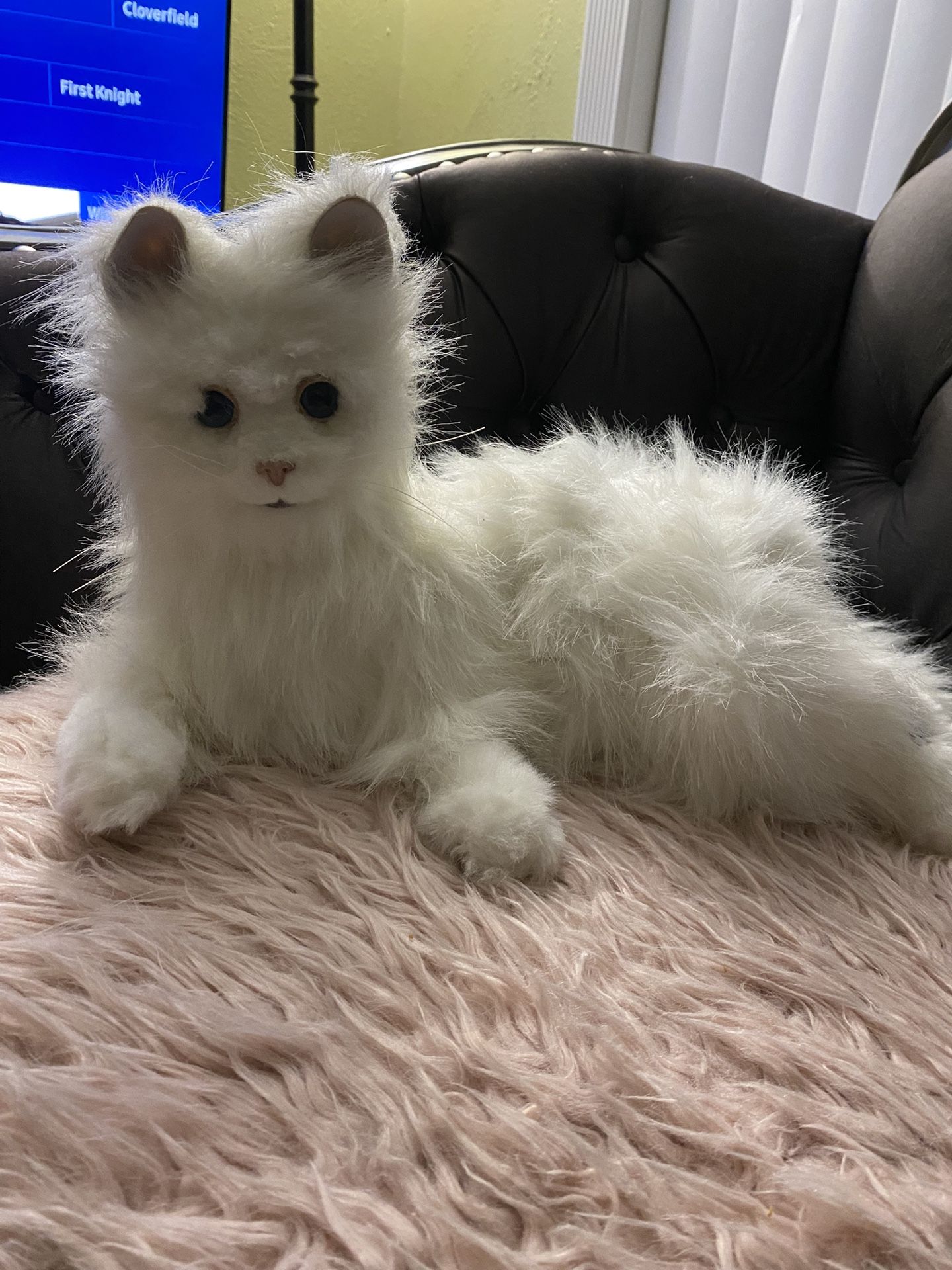Interactive Toy FurReal Friends Lulu My Cuddling White Cat Companion Realistic Lifelike Toy