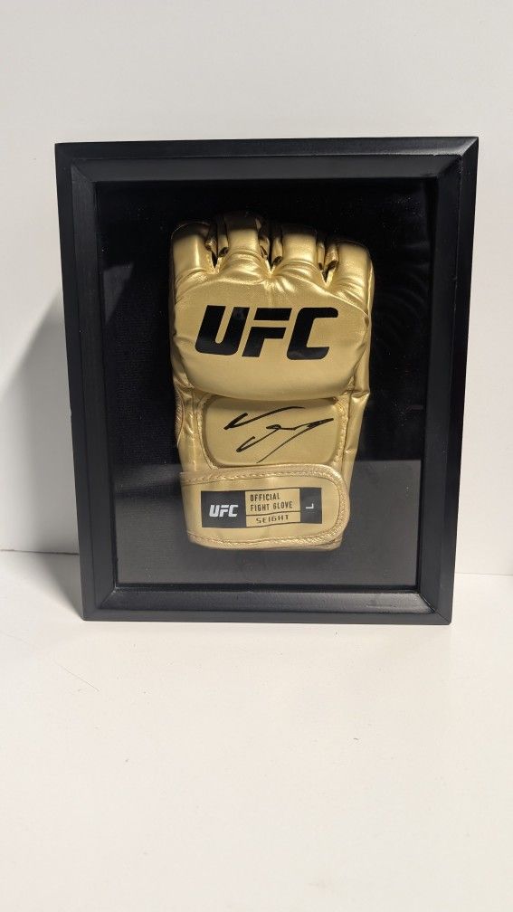 Nate Diaz Signed Gold UFC Official Fight Glove Framed Display Collectible Memorabilia Piece