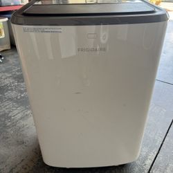  Frigidaire - 8,000 (DOE) BTU Portable Air Conditioner Cools 350 sq. ft. with Remote Control in White