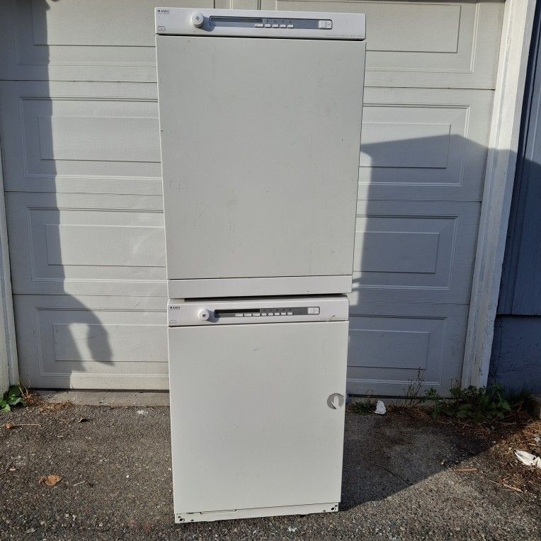 Stackable Washer/Dryer-24in 2.2cuft ASKO