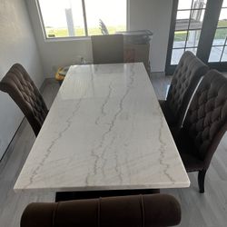 BARELY USED MARBLE SLAB DINNING ROOM TABLE 