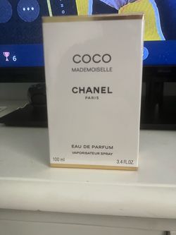 Coco De Chanel