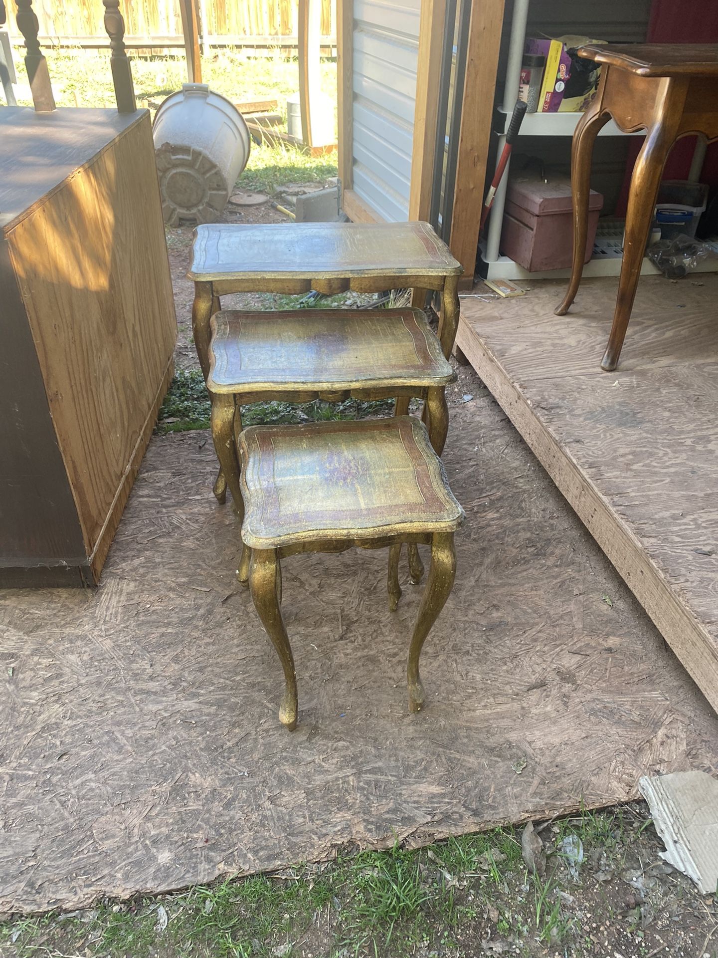 Nesting Tables 