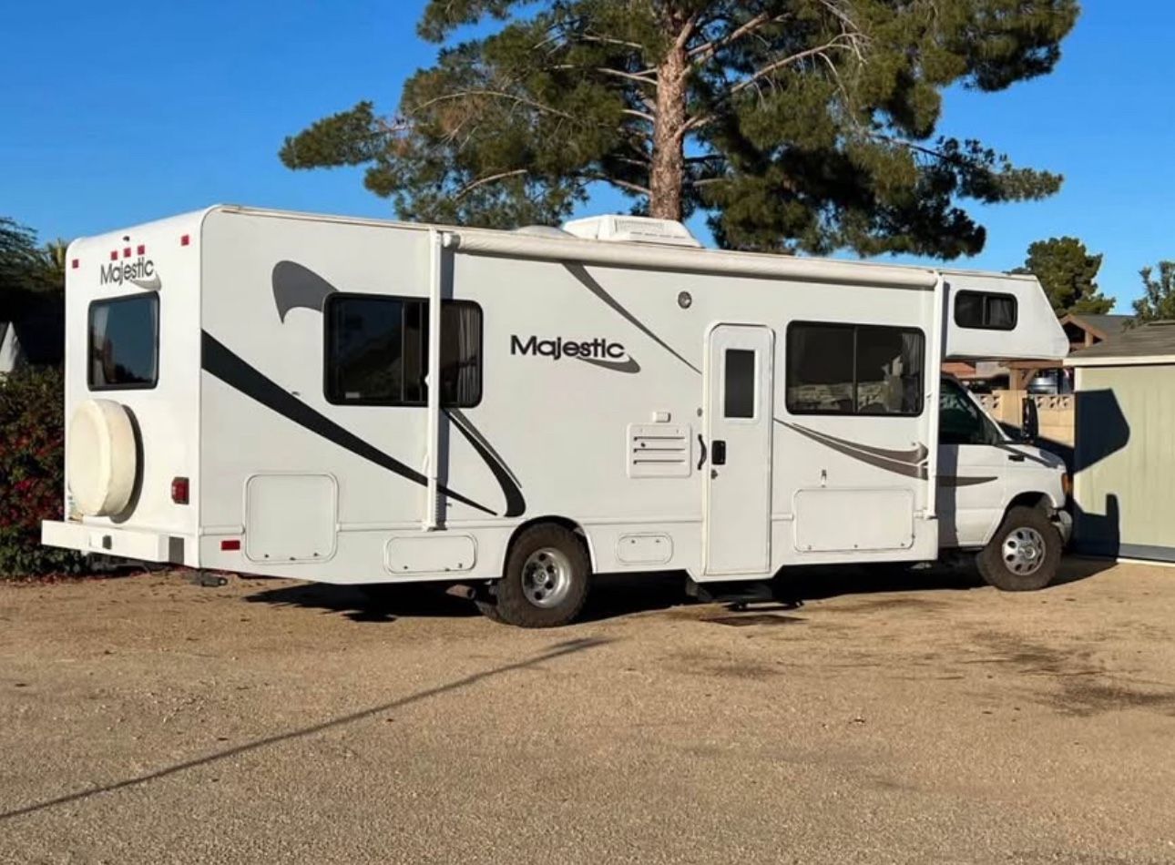 2006 Four Winds Majestic