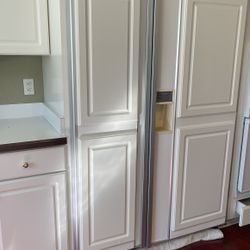 Subzero refrigerator and freezer