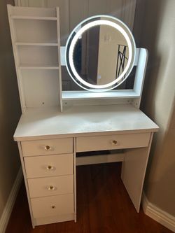White Makeup Vanity with LED Mirror Lights + Adjustable Brightness