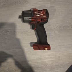 Milwaukee 1/2 Mid Torque Impact Gun
