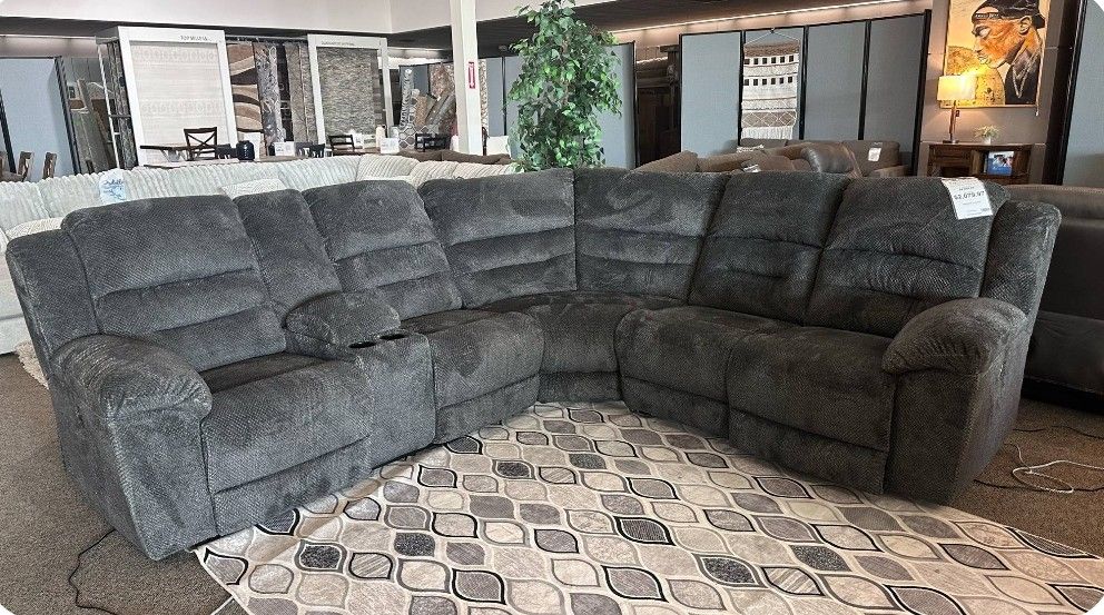OM• $38 Initial • Brand New Nettington Reclining Sectional 