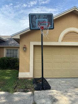 Outdoor Basketball Hoop