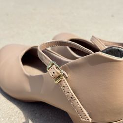 Capezio Character Shoe Size 9