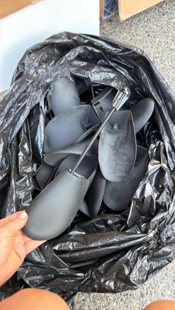 Shoe shoes holder