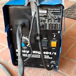 One ten Meg Welder Work Great Welds up to Quarter Inch Steel Call Albert at Nine One Five Five Eight Eight Seven Zero Seven Three Asking One Hundred F