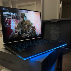 Gaming Laptop Like NEW ROG Strix SCAR 18 RTX4090 , 32GB RAM, 2TB