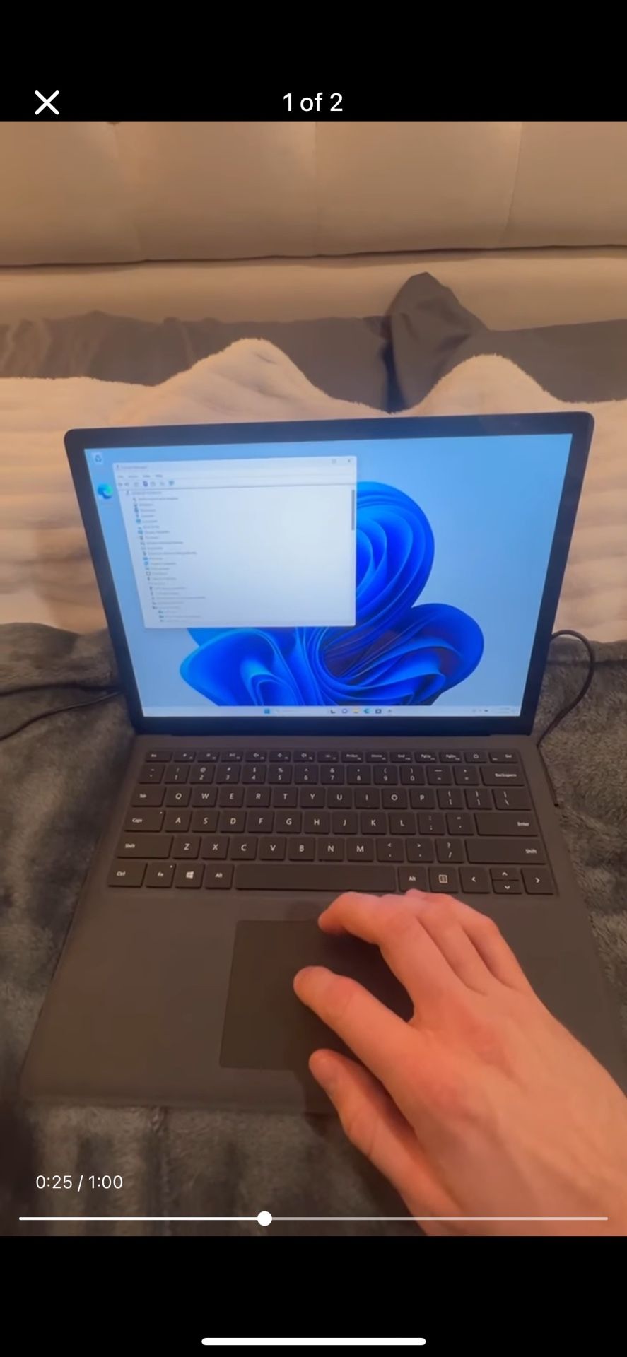 Surface Laptop 2 - 13.5” Screen - must be plugged in