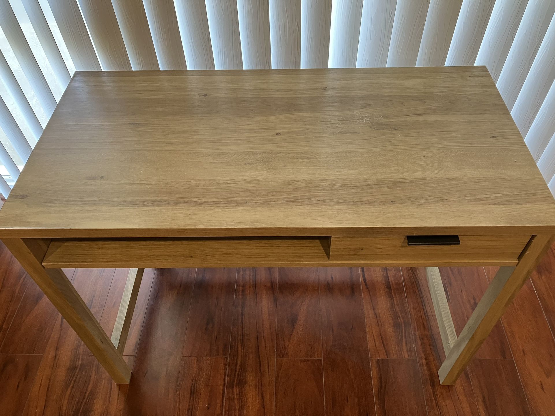 Wooden Desk – Simple, Functional & Stylish