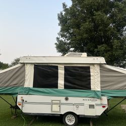 Pop-up camper $1200 