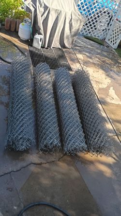 6 ft tall x 50 ft long chain link
