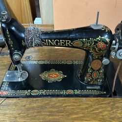 1910 Singer Model 15 With Type 23 Cabinet
