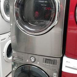 Washer And Gas Dryer Set For $745