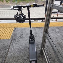 NIU 100F Electric Scooter 