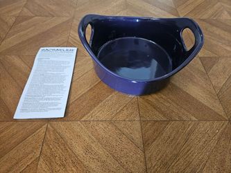 New 1.5 Quart Rachael Ray Stoneware Casserole dish