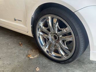 20 inch chrome wheels & tires.