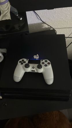 Play station 4 pro